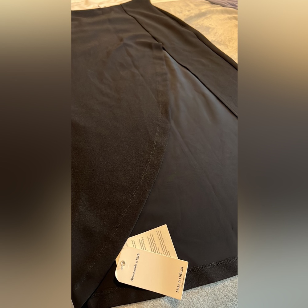 Abercrombie & Fitch Elevated Ponte Midi Skirt New with Tags